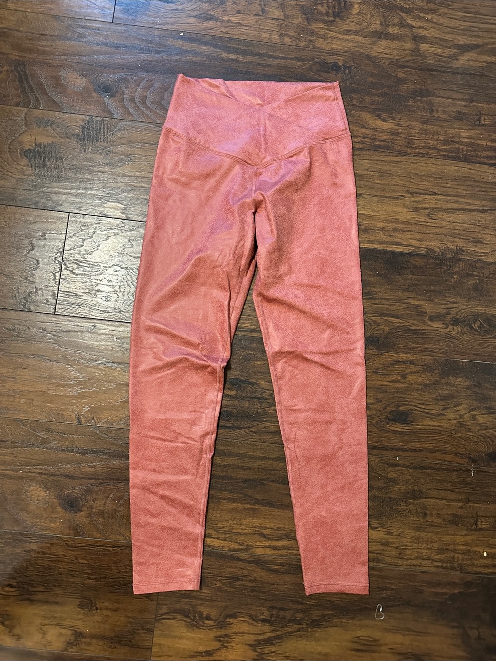OFFLINE By Aerie The Hugger Crossover High Waisted Crackle Legging